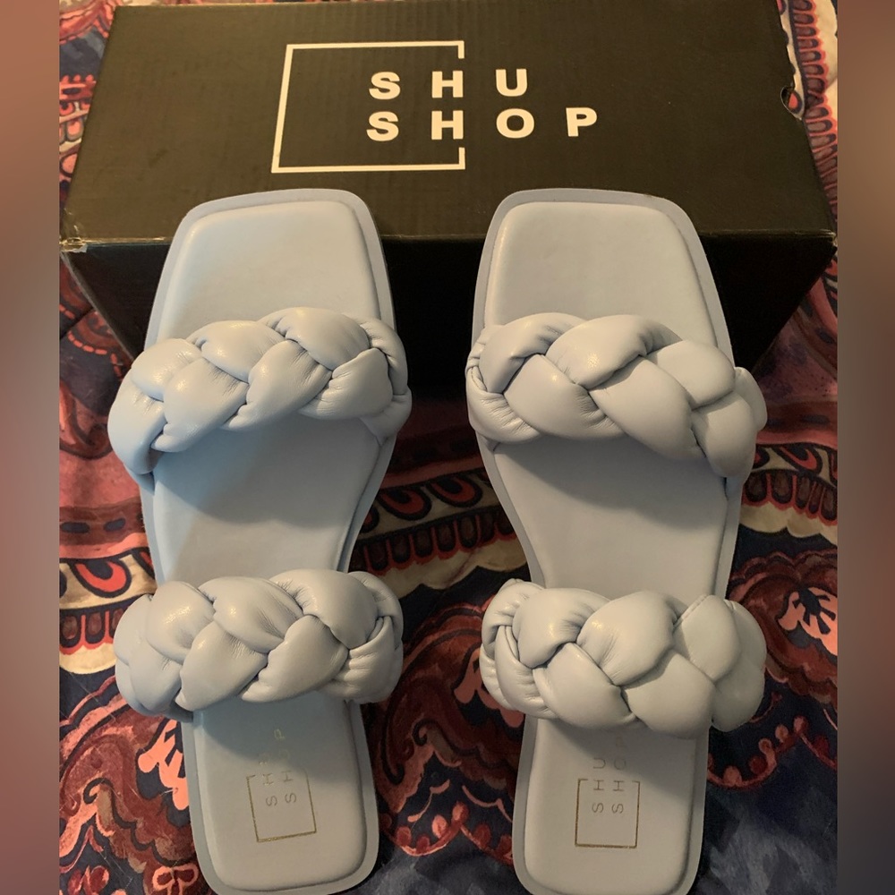 NWT SHU SHOP Blue Daría Sandals. Only tried on , never worn.
